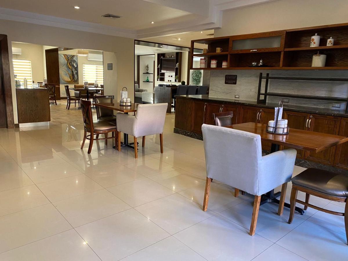 Best Western Plus Chihuahua Aeropuerto Εξωτερικό φωτογραφία