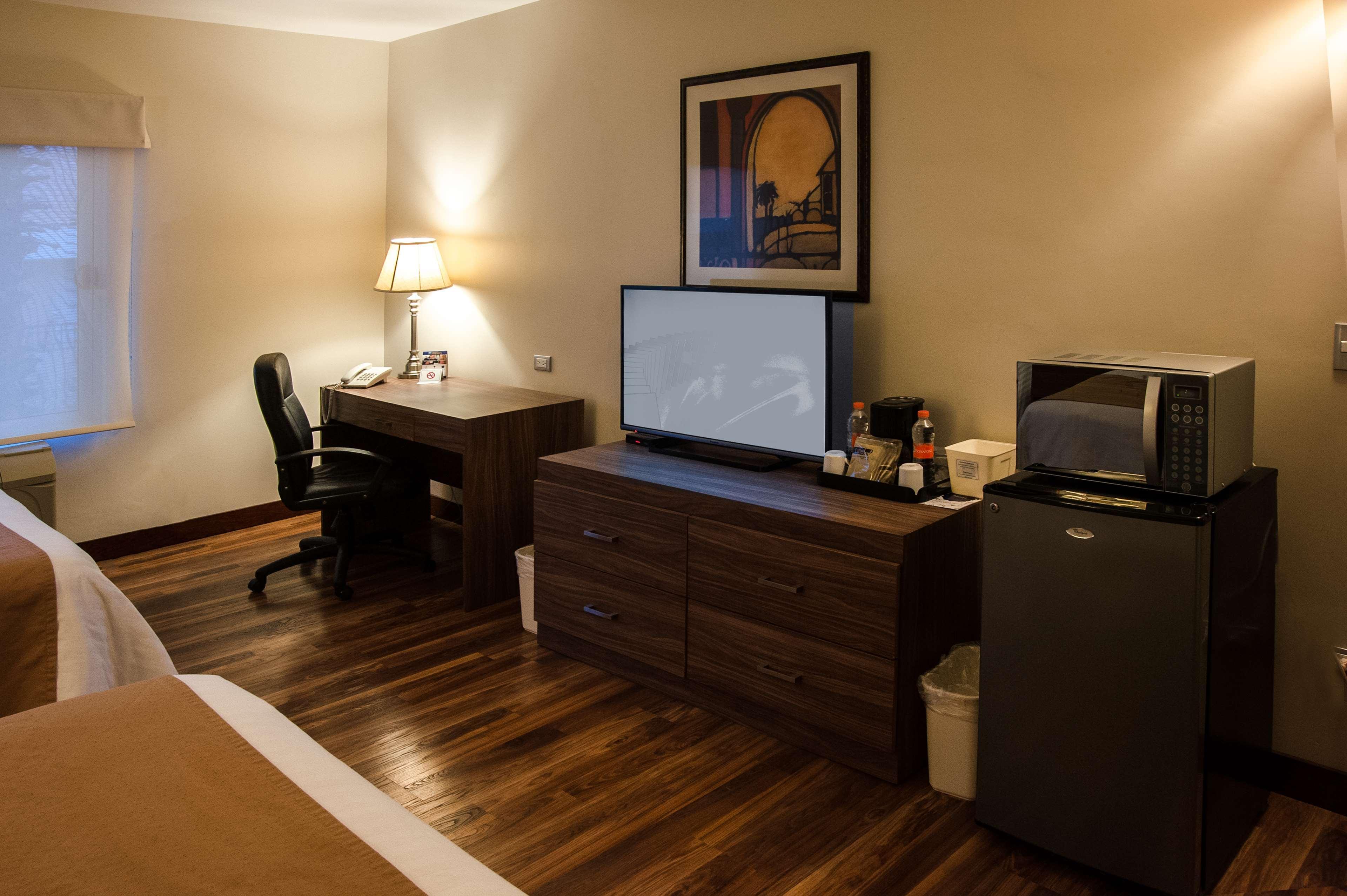 Best Western Plus Chihuahua Aeropuerto Εξωτερικό φωτογραφία