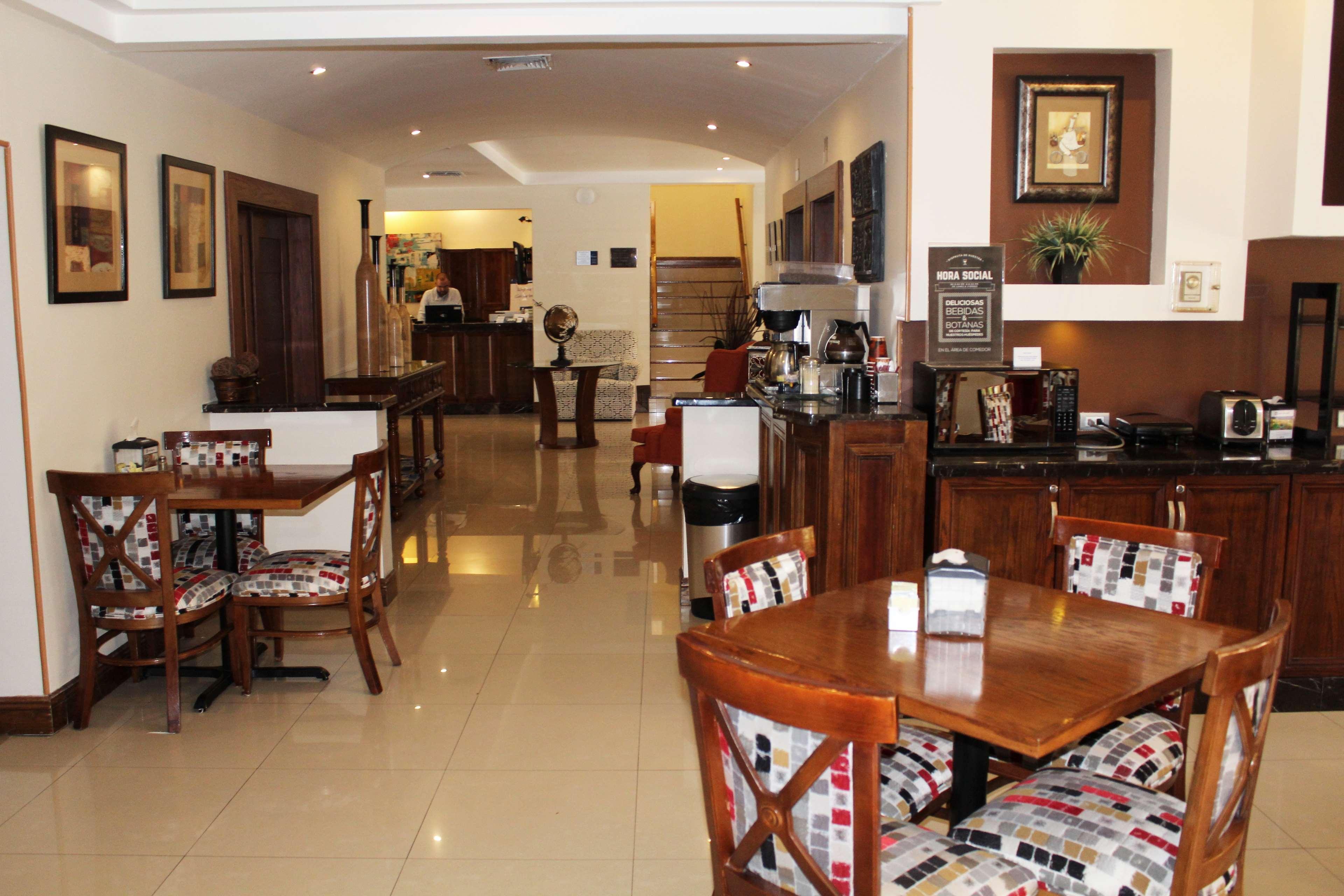 Best Western Plus Chihuahua Aeropuerto Εξωτερικό φωτογραφία