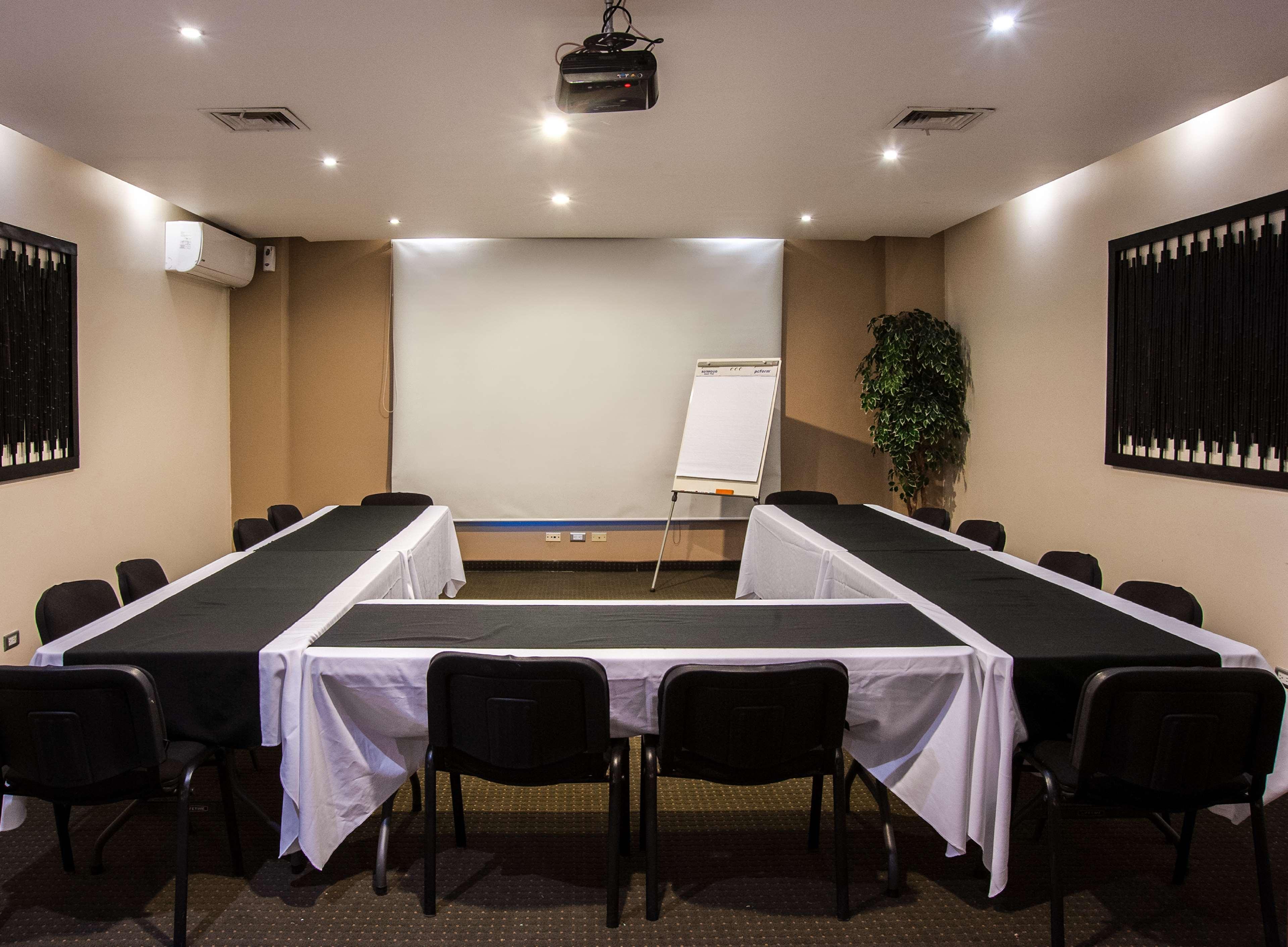 Best Western Plus Chihuahua Aeropuerto Εξωτερικό φωτογραφία