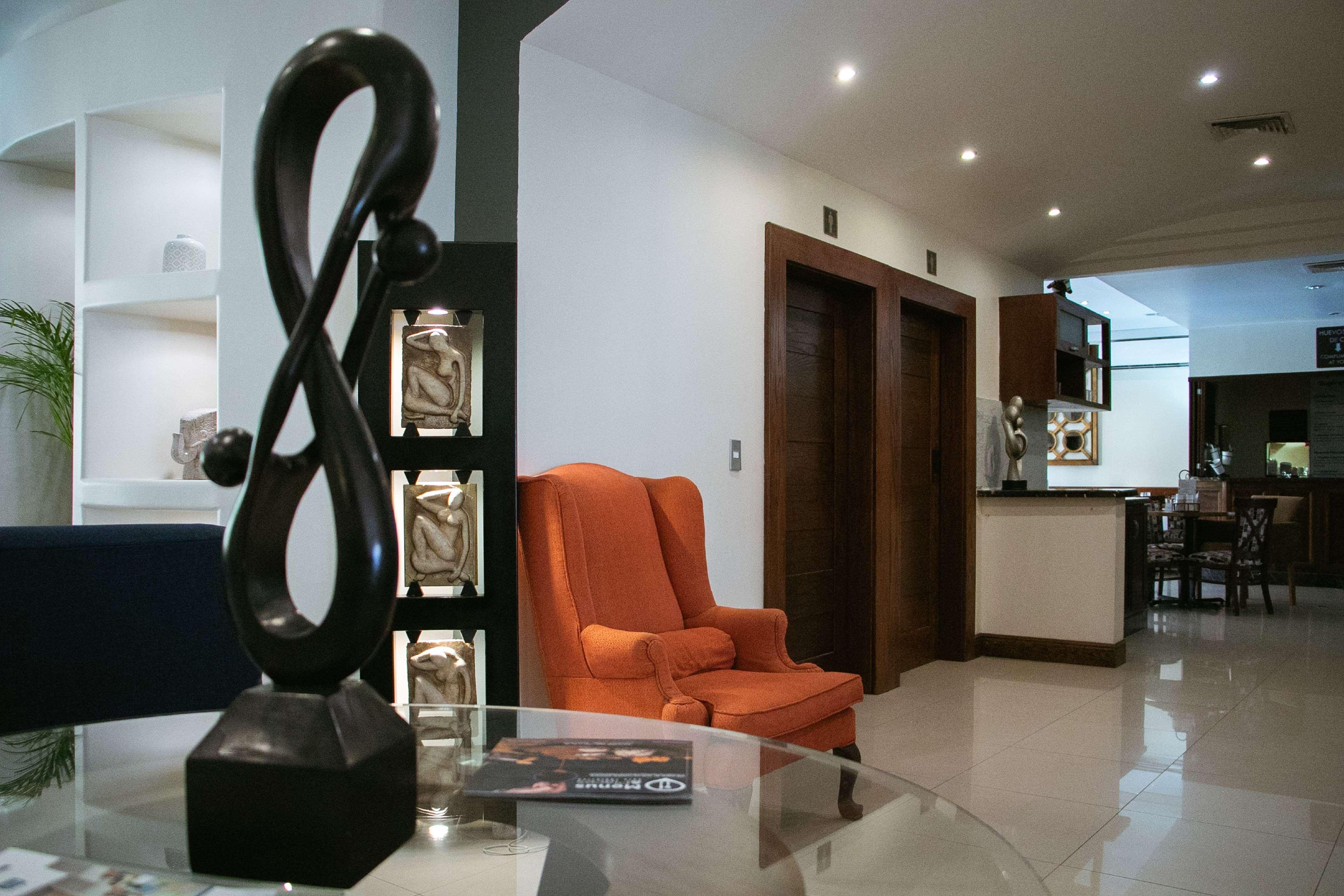 Best Western Plus Chihuahua Aeropuerto Εξωτερικό φωτογραφία